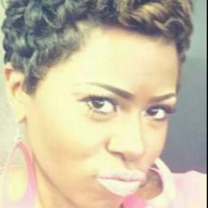 Meet your Posher, Nichelle